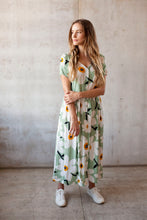 Load image into Gallery viewer, Joy dress - flower power