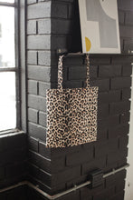 Load image into Gallery viewer, Tote bag - Leopard print
