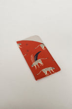 Load image into Gallery viewer, Glasses pouch - Spiced cheetah
