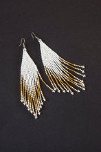 Load image into Gallery viewer, Zania earrings - White and Gold
